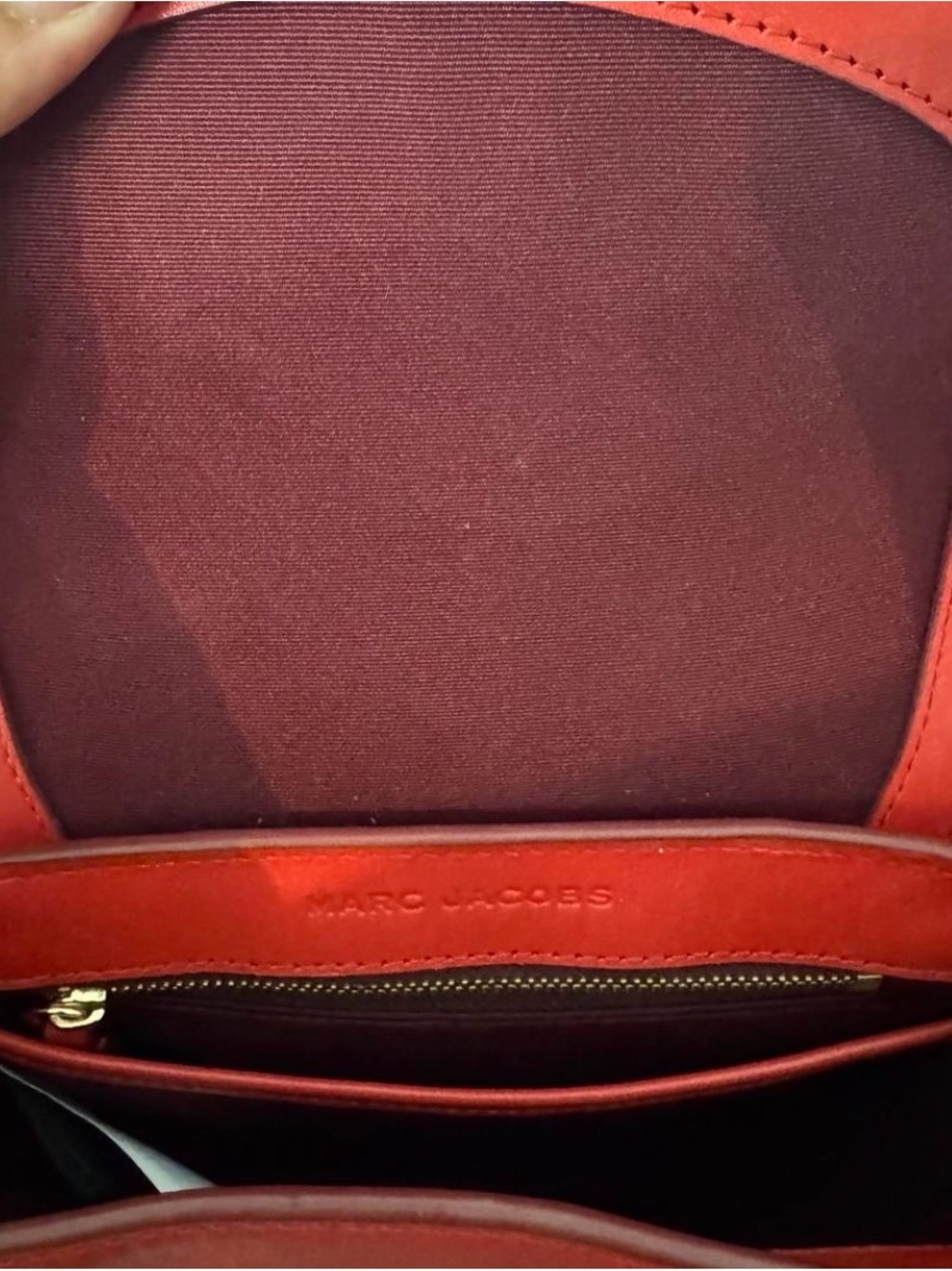 Marc Jacobs Red Leather Crossbody Saddle Bag with Logo Accent and dust bag - Picture 4 of 6